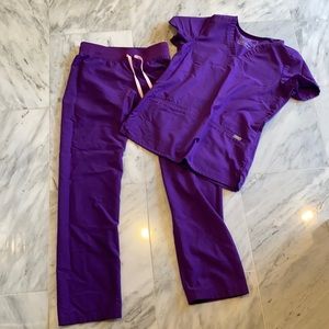 Figs purple scrub set